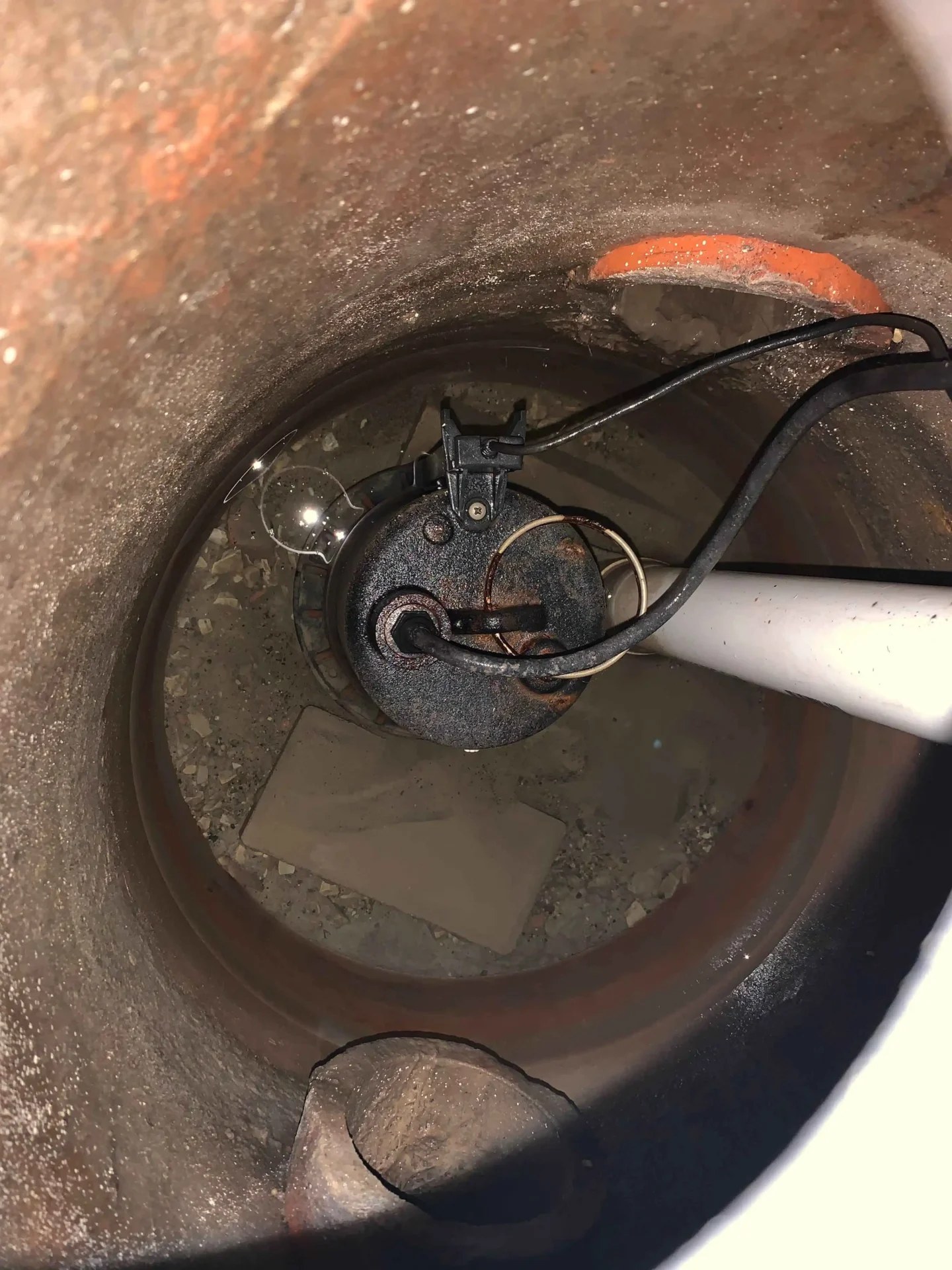 sump pump in basement well 2025 02 12 00 03 43 utc 1